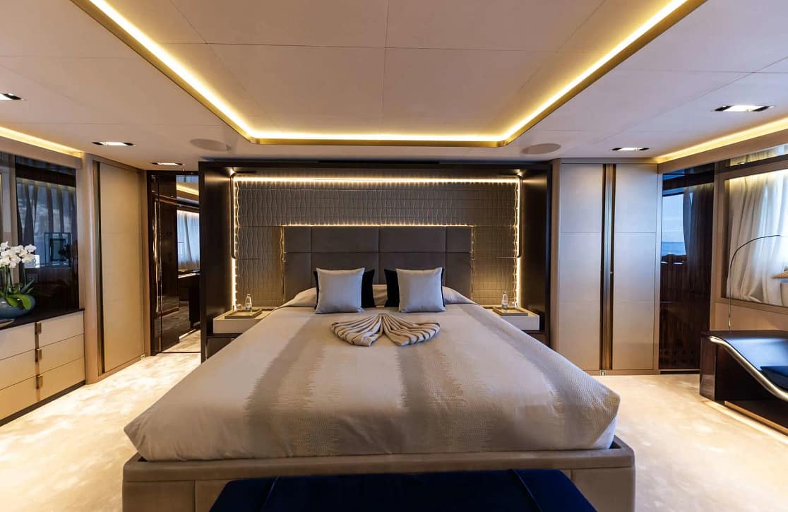 An image of Aily yacht