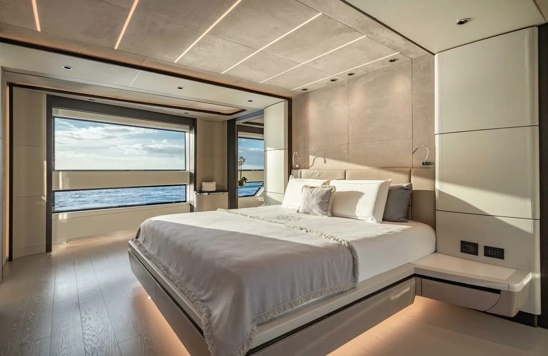 An image of Vayus yacht