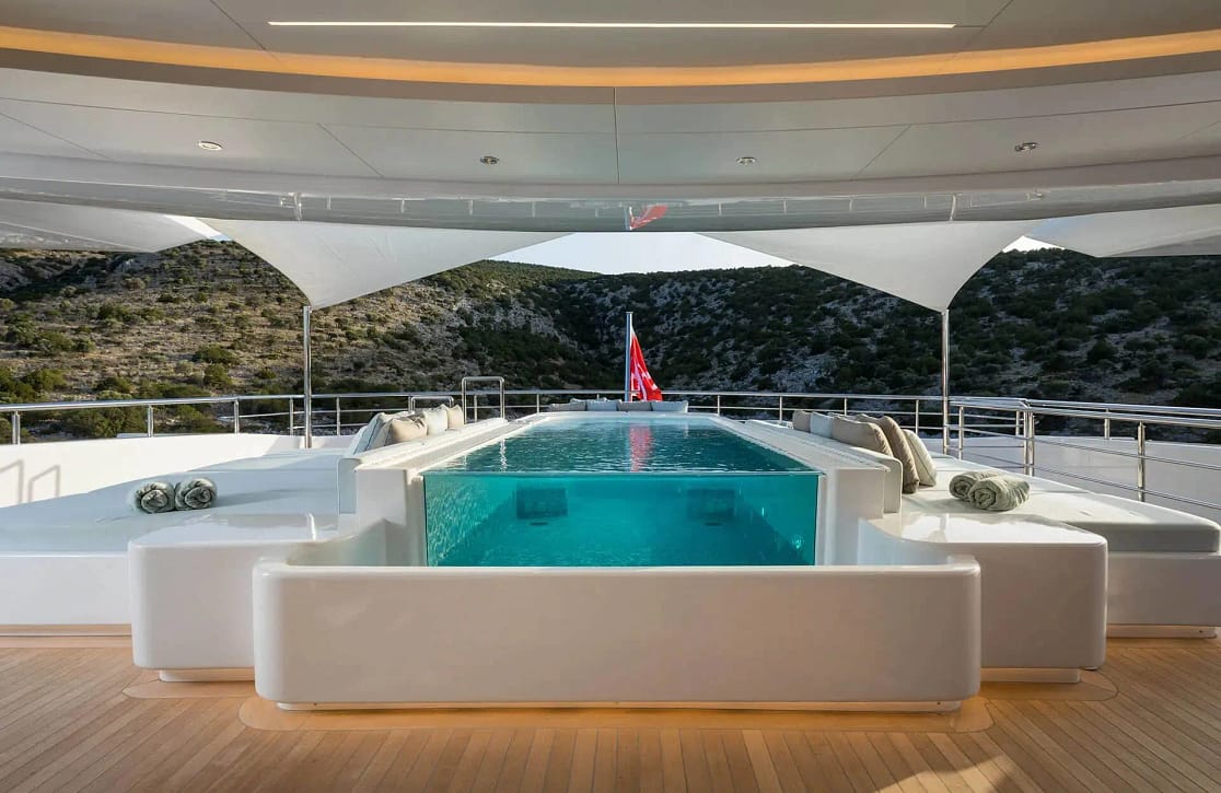 An image of O’pari yacht