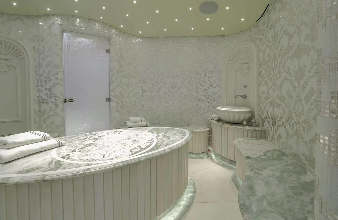 An image of Elements yacht