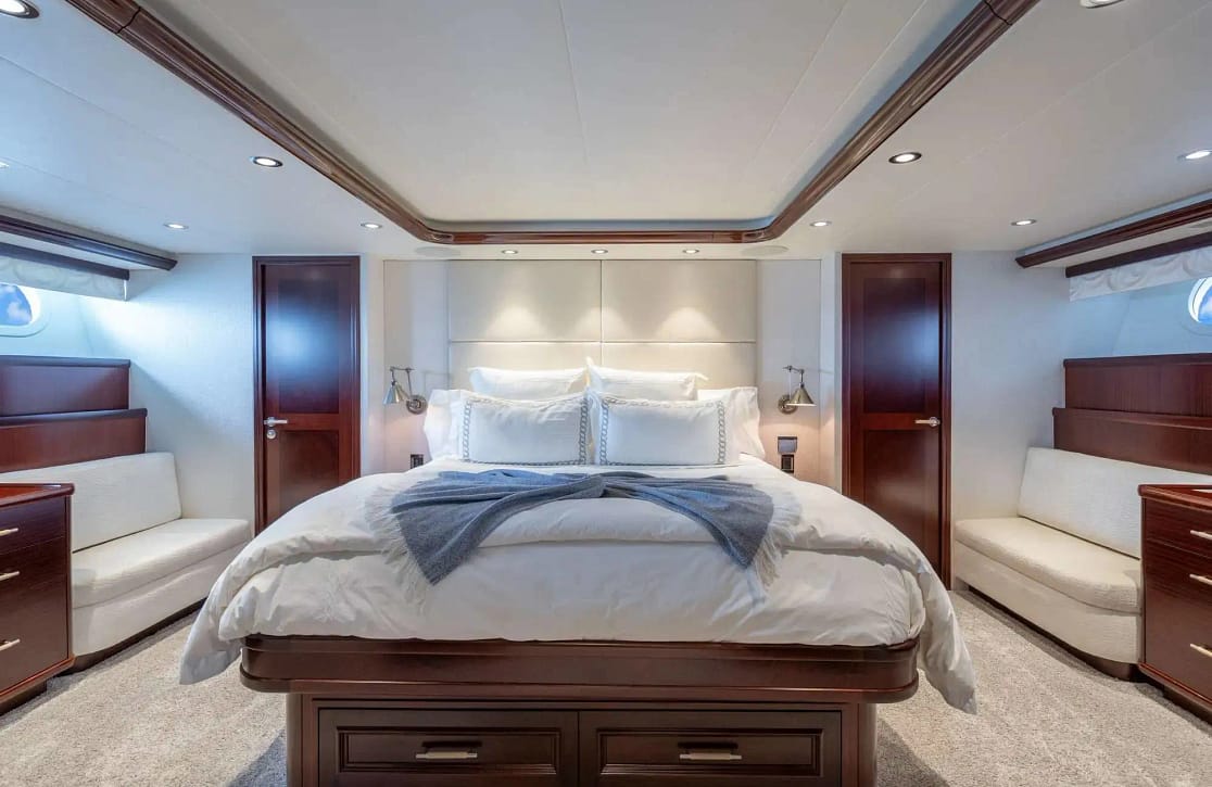 An image of Lucky Lady yacht