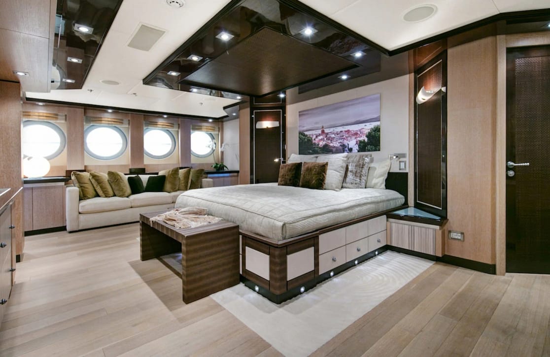 An image of Silver Wave yacht