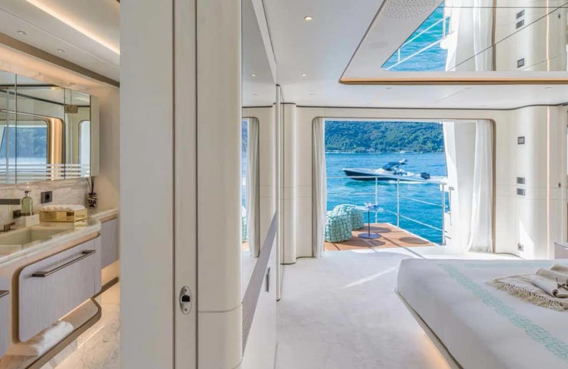 An image of Lee yacht