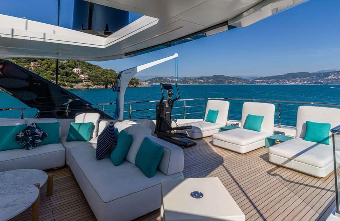 An image of Lee yacht