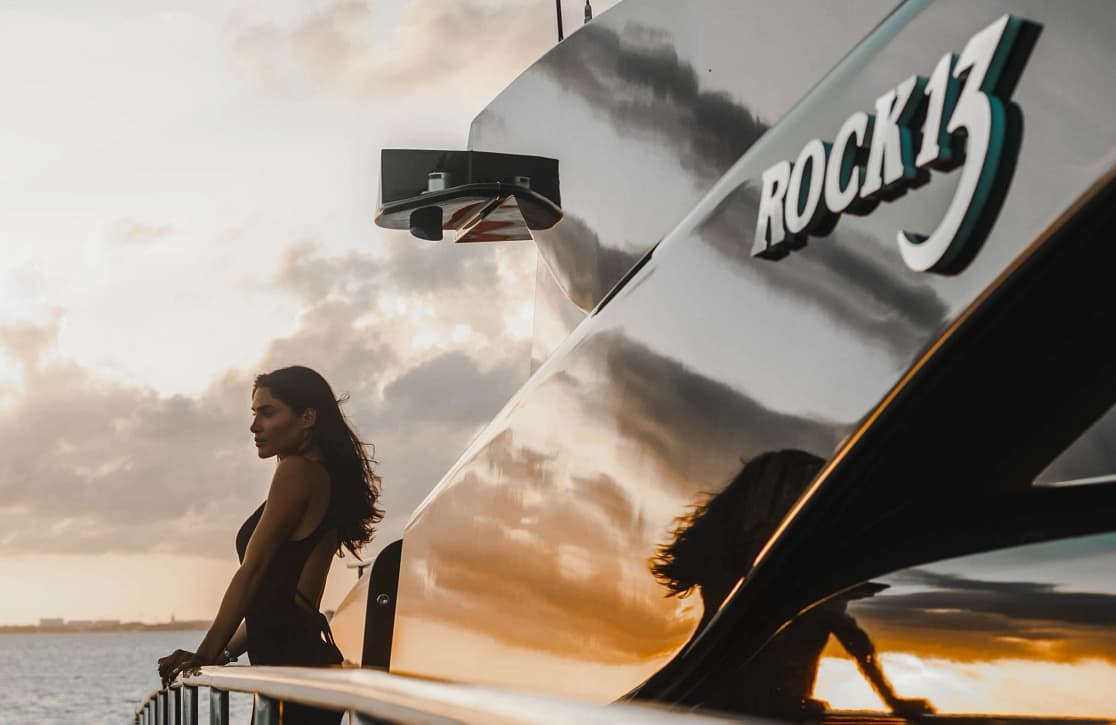 An image of Aquila yacht