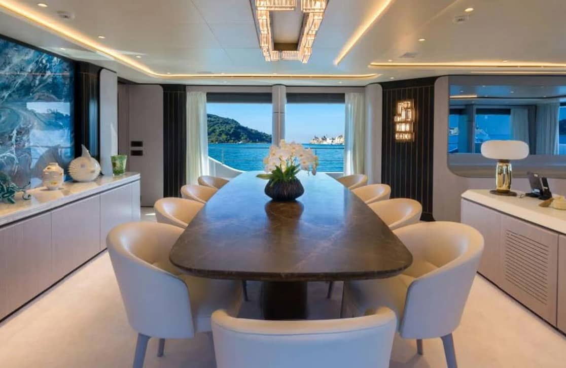 An image of Lee yacht