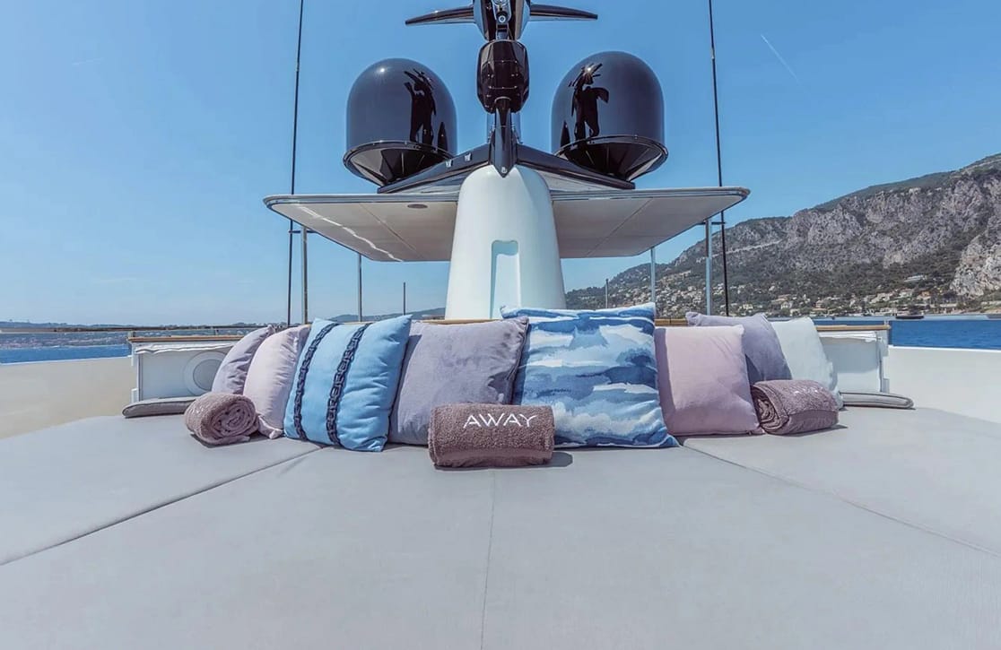 An image of Away yacht
