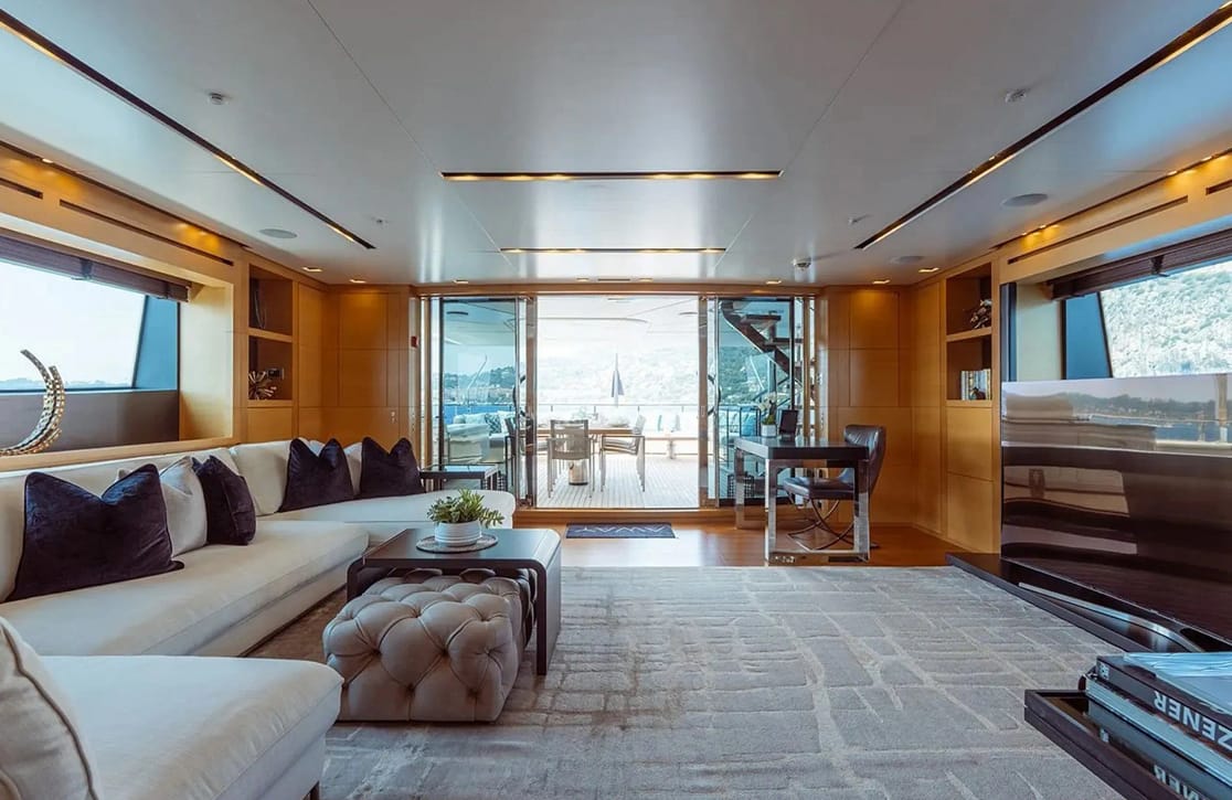 An image of Away yacht