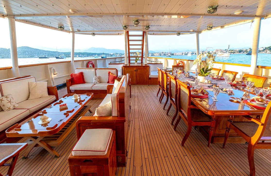 An image of Steel yacht