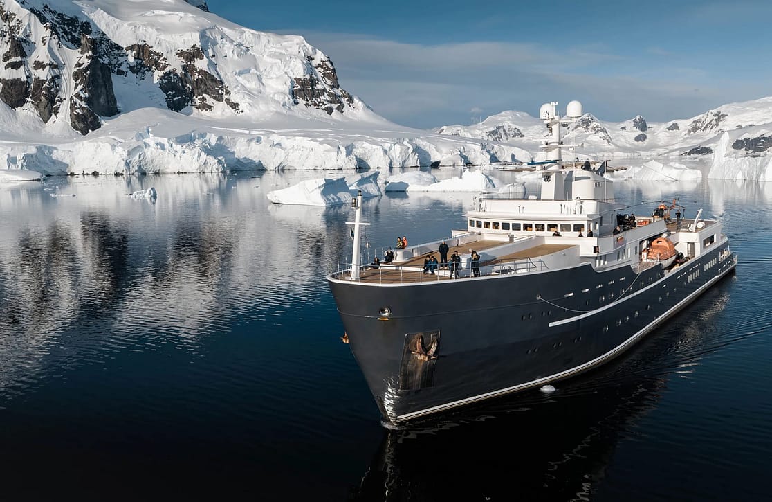 An image of Legend yacht