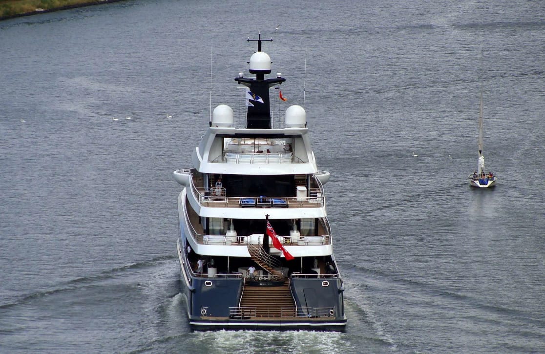 An image of Phoenix 2 yacht