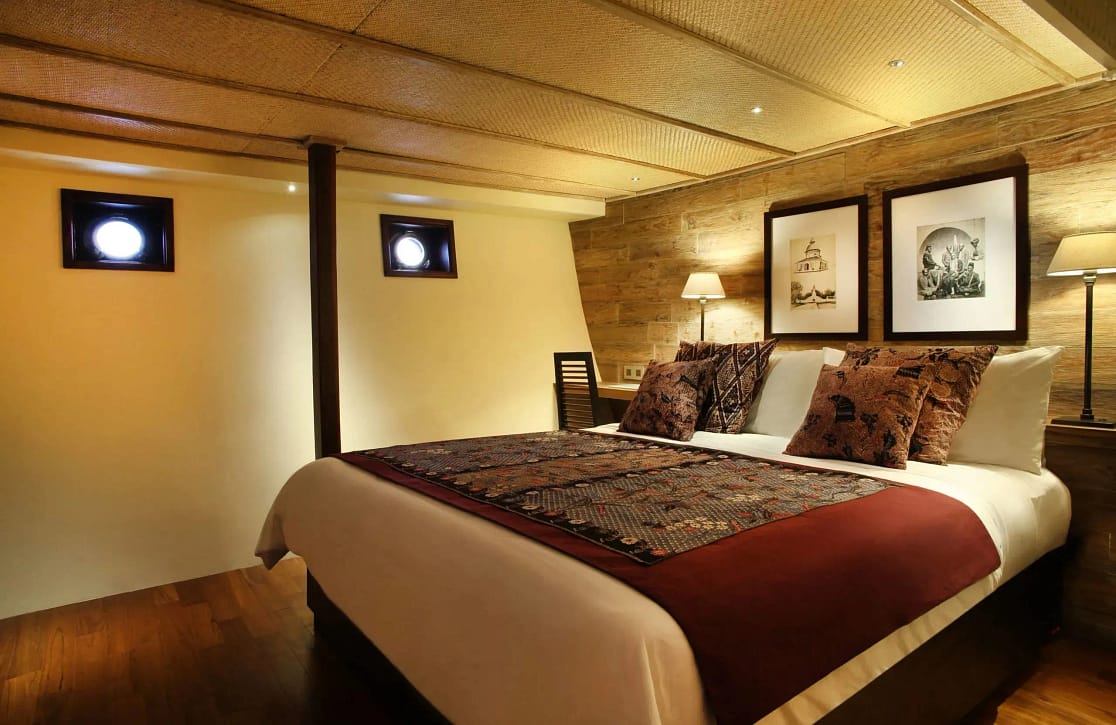 An image of Alila Purnama yacht