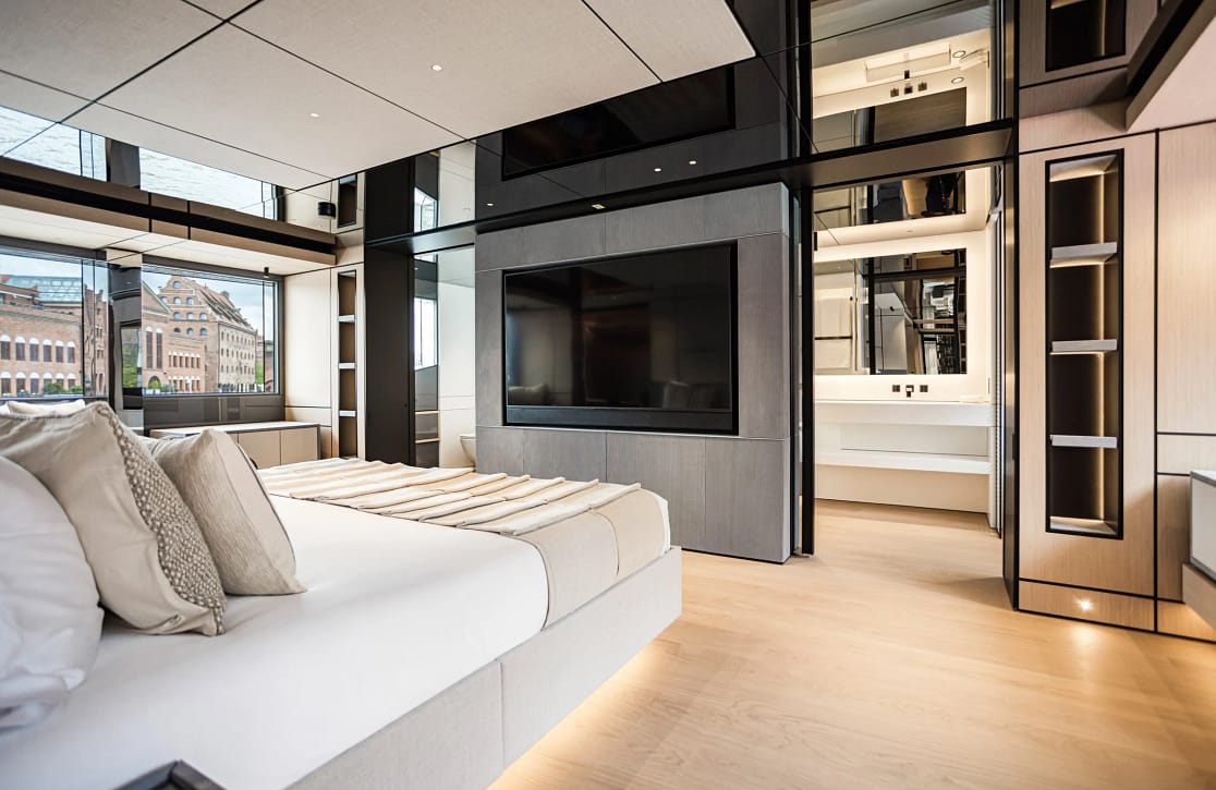 An image of Extra Time yacht