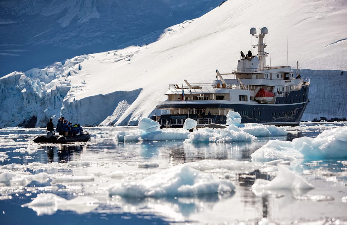 An image of Legend yacht