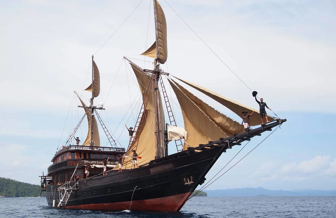 An image of Alila Purnama yacht