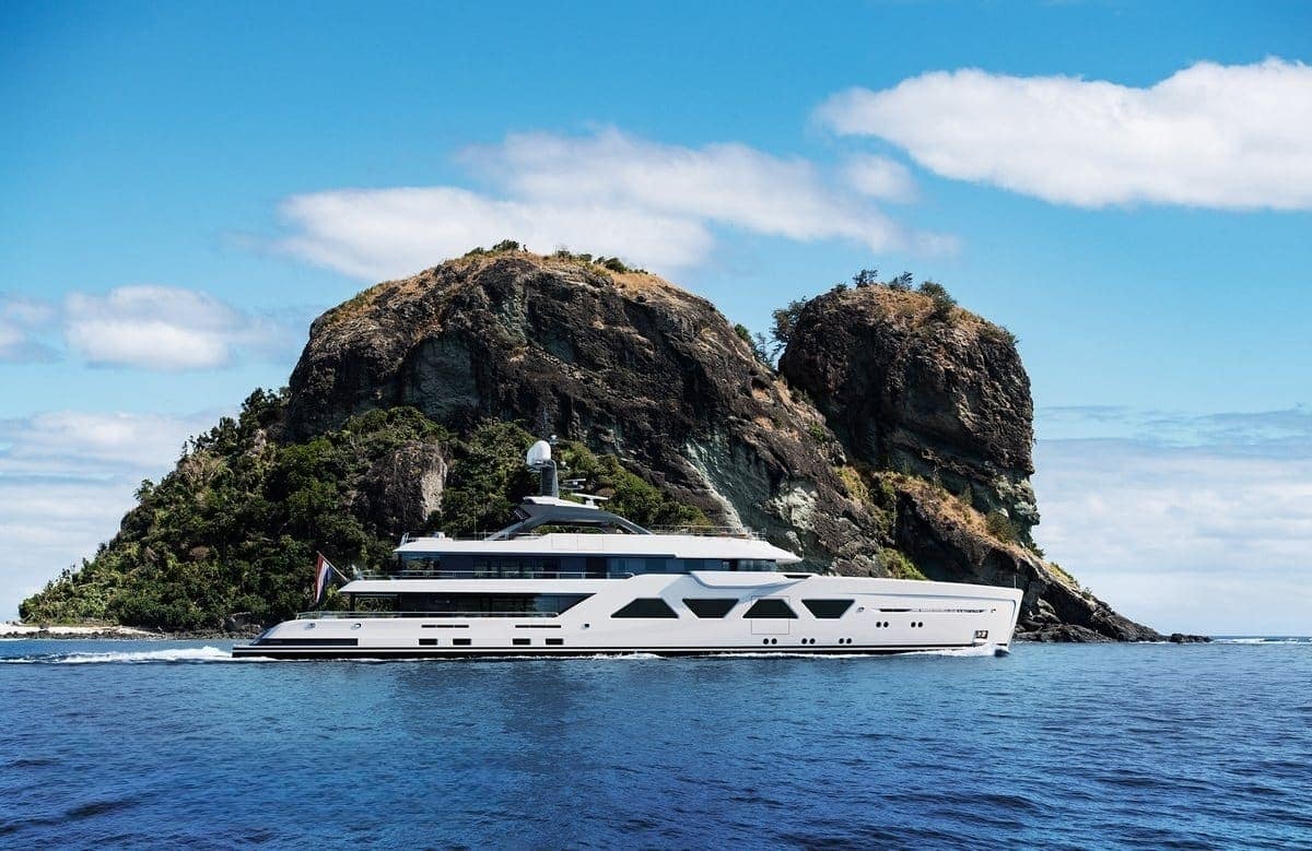 An image of Satemi yacht
