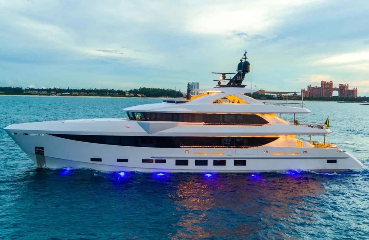 An image of Babas yacht