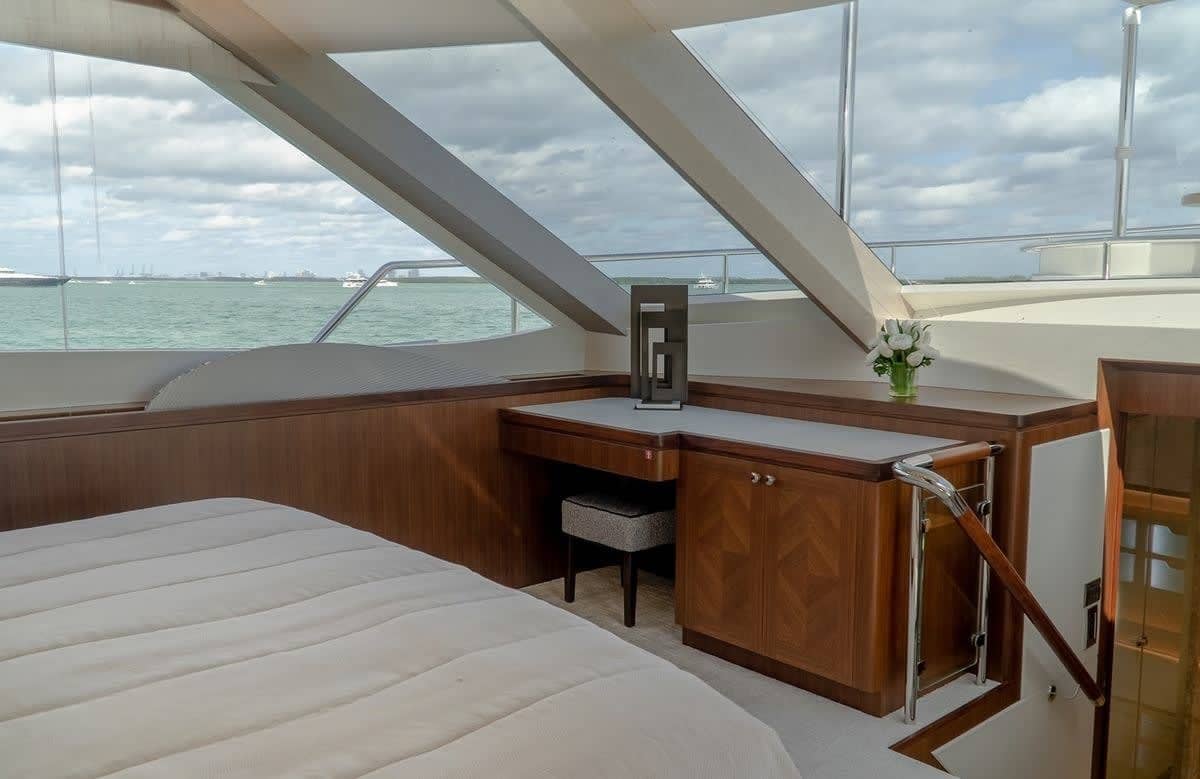 A preview of interior Bedroom cabin