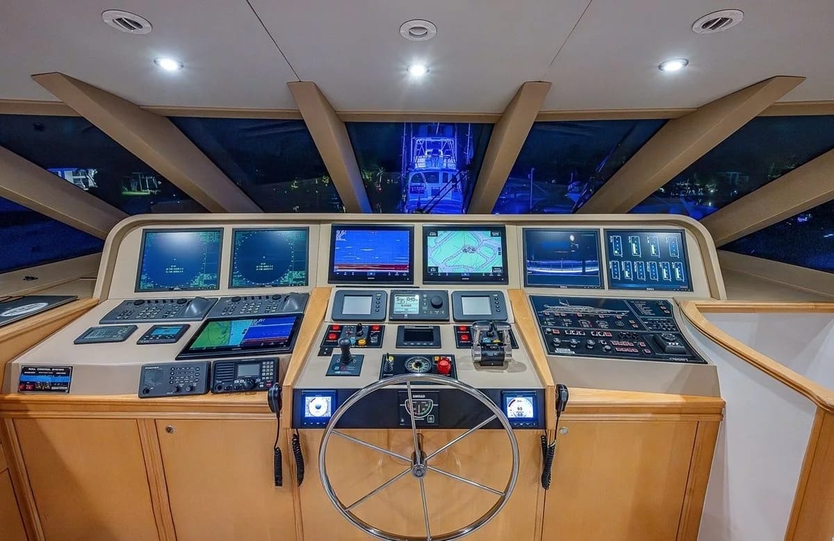 A preview of interior Bridge driving area