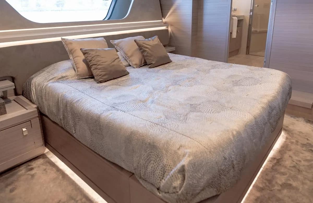 A preview of interior Bedroom cabin