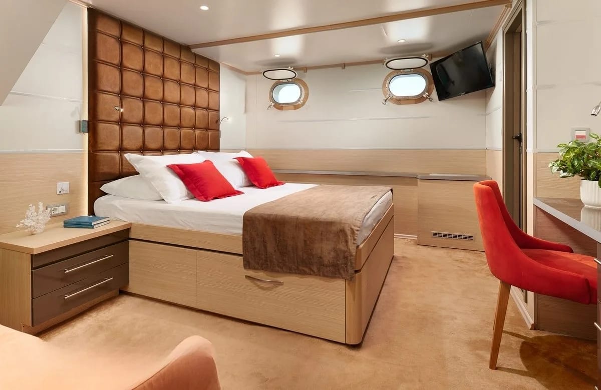 A preview of interior Bedroom cabin