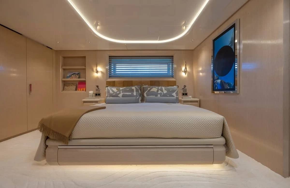 A preview of interior Bedroom cabin