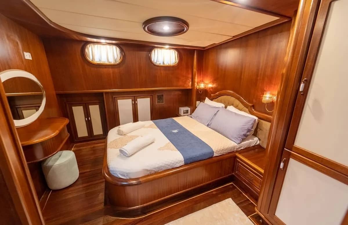 A preview of interior Bedroom cabin