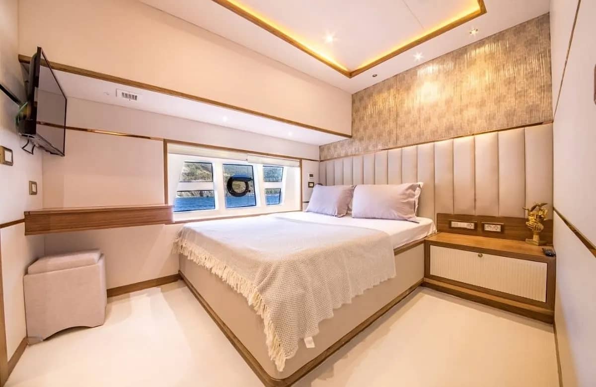 A preview of interior Bedroom cabin