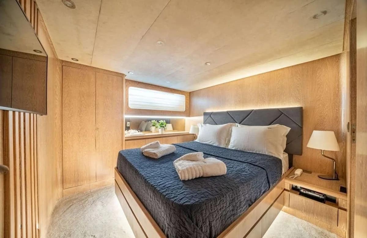 A preview of interior Bedroom cabin