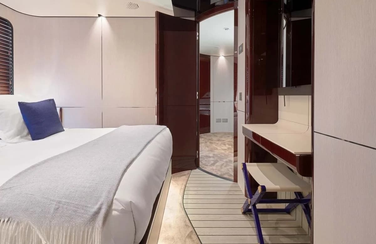 A preview of interior Bedroom cabin