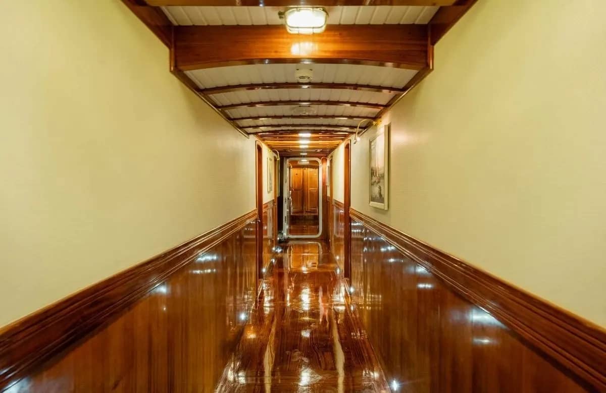 A preview of interior Hallway