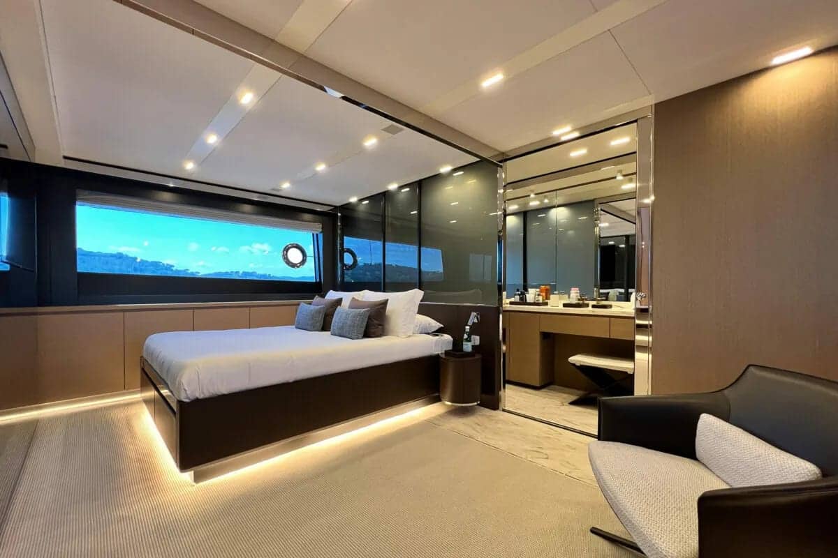 A preview of interior Bedroom cabin