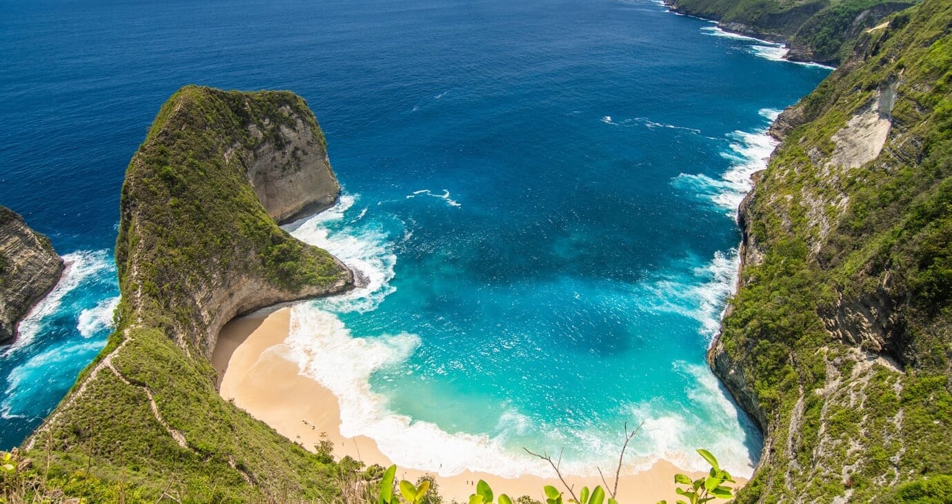 Indonesia winter destination image