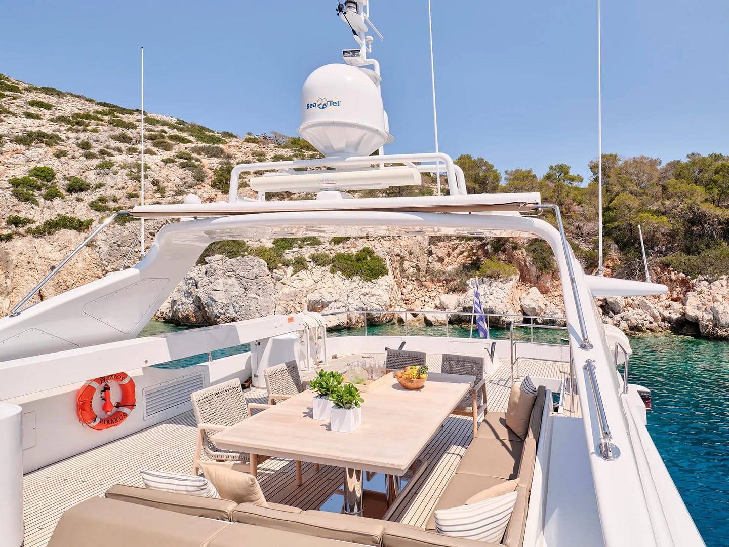 An image of Helios yacht