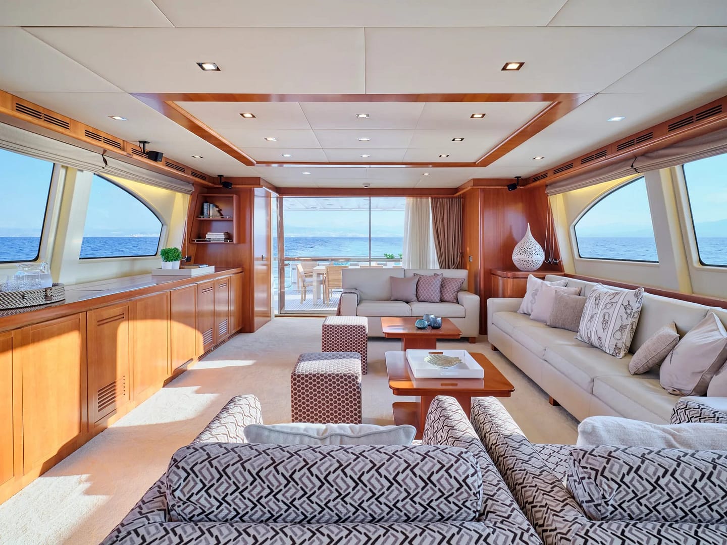 An image of Helios yacht