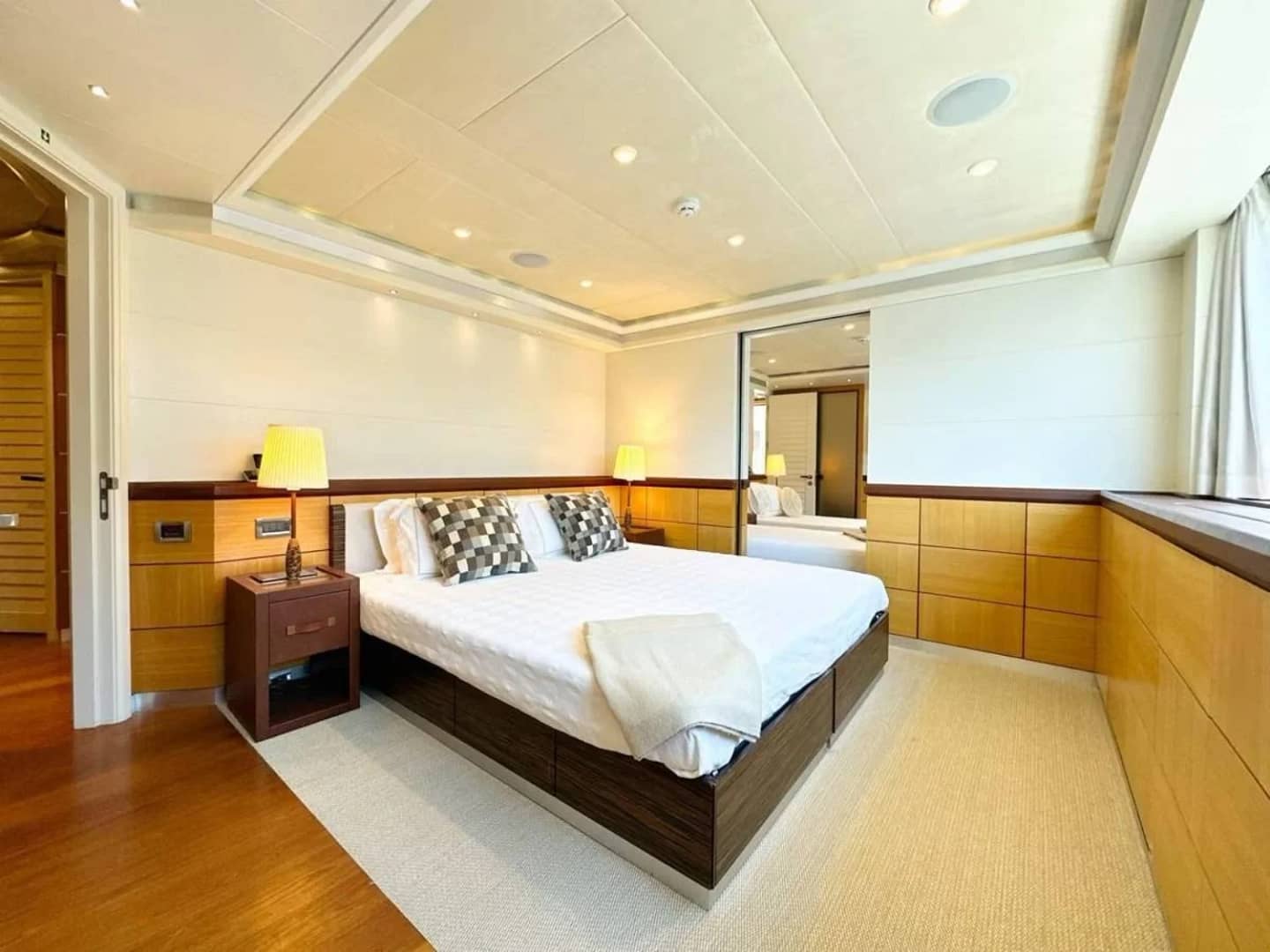 A preview of interior Bedroom cabin