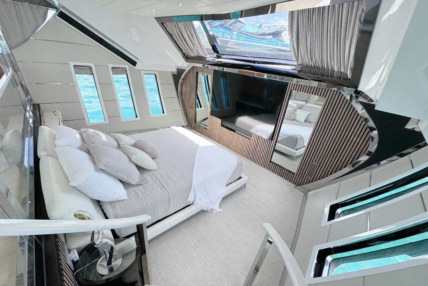 A preview of interior Bedroom cabin