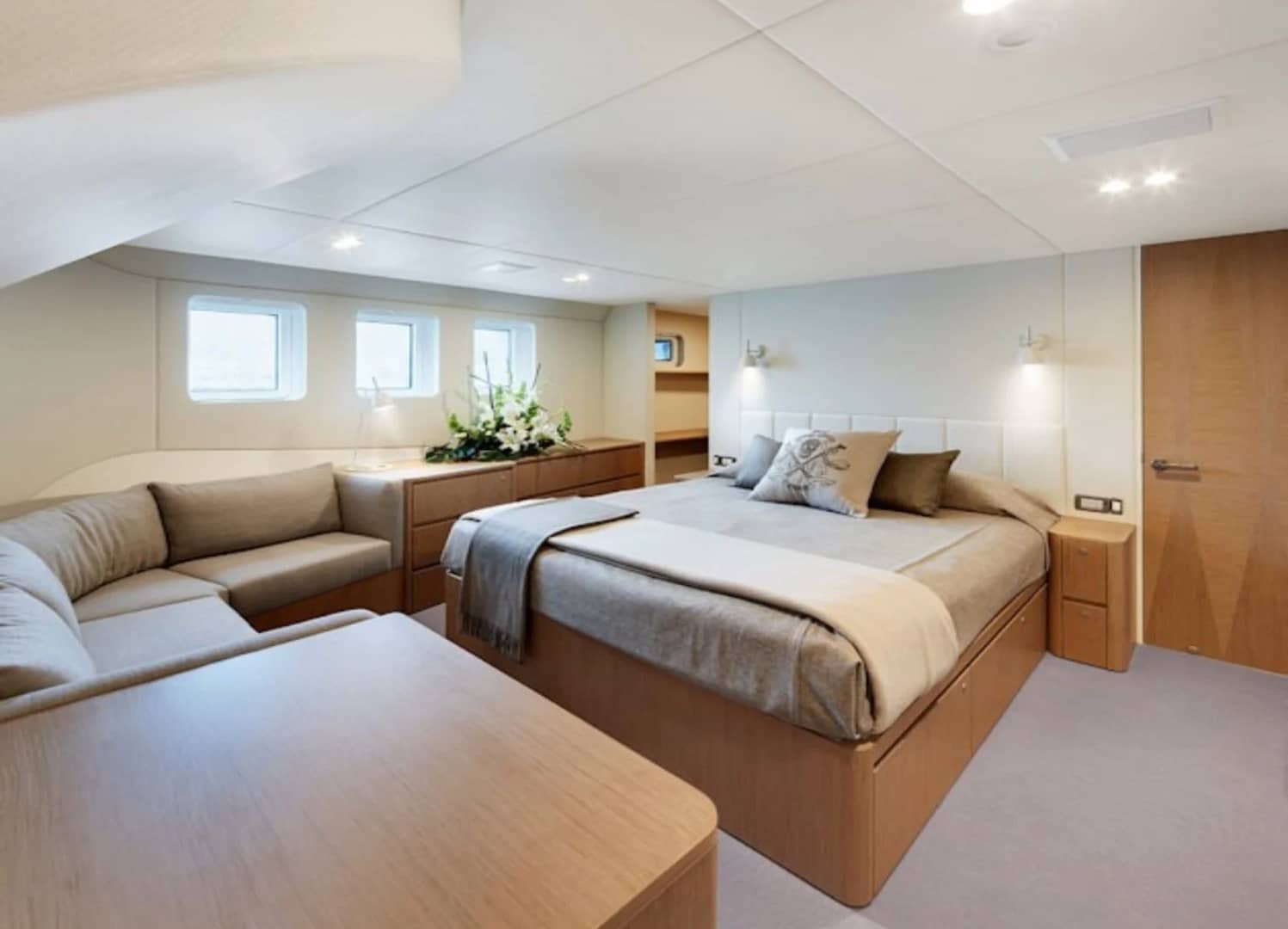 A preview of interior Bedroom cabin