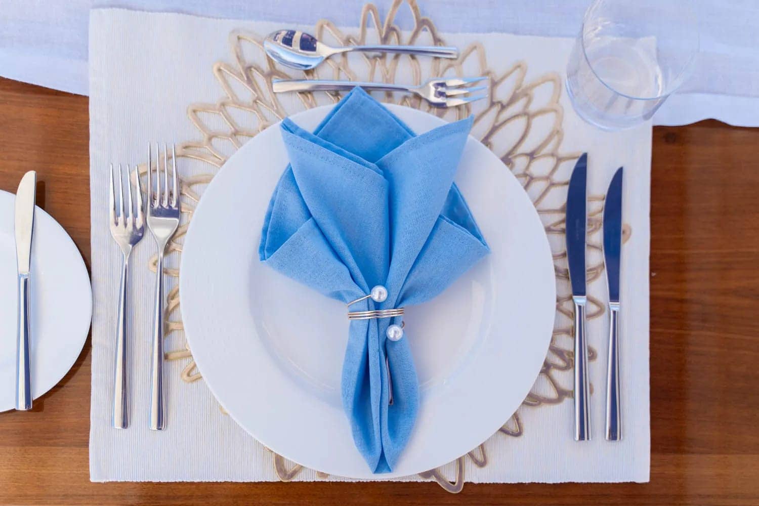 A preview of interior Dining