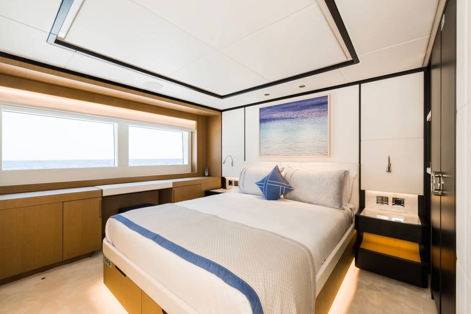 A preview of interior Bedroom cabin