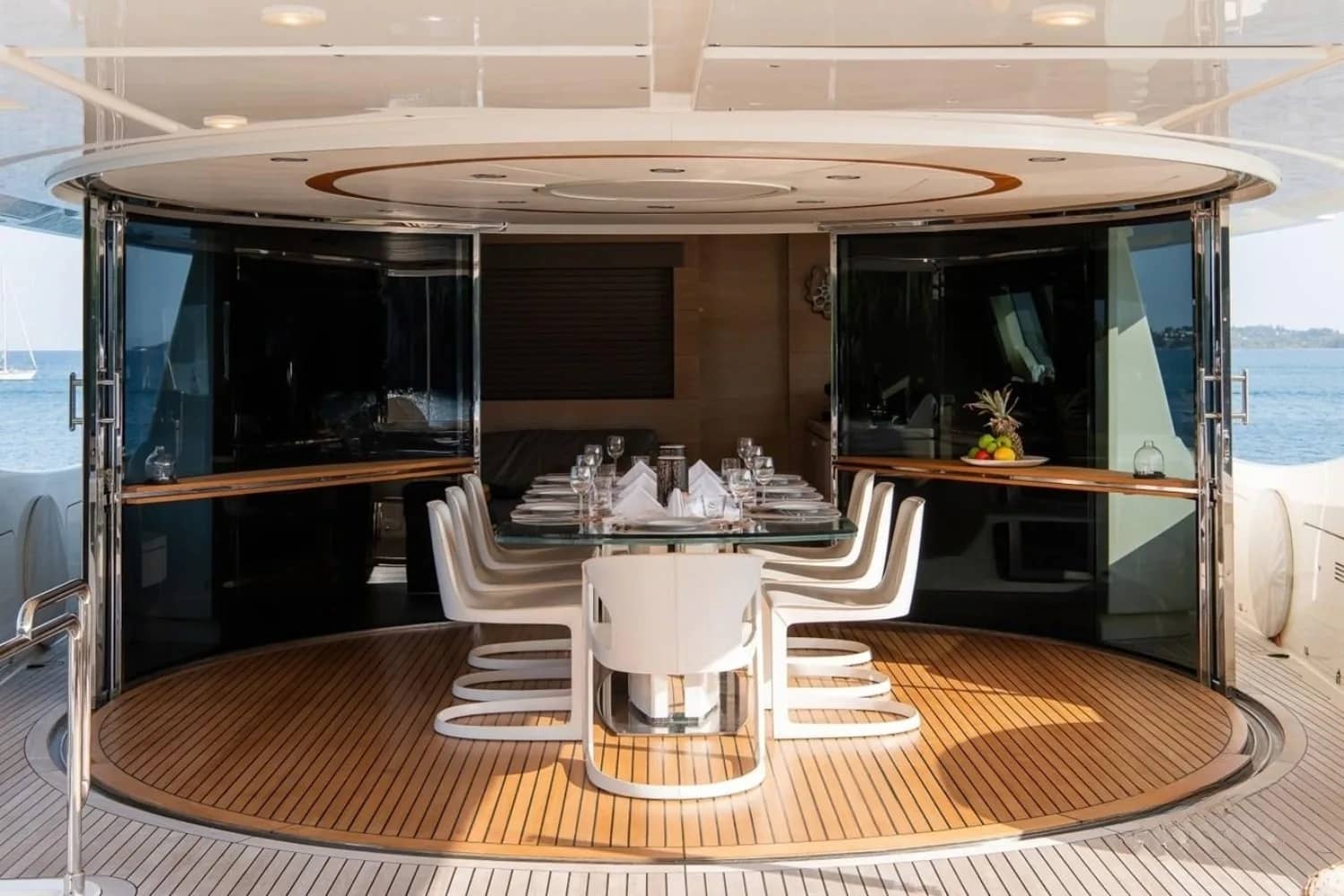A preview of interior Dining