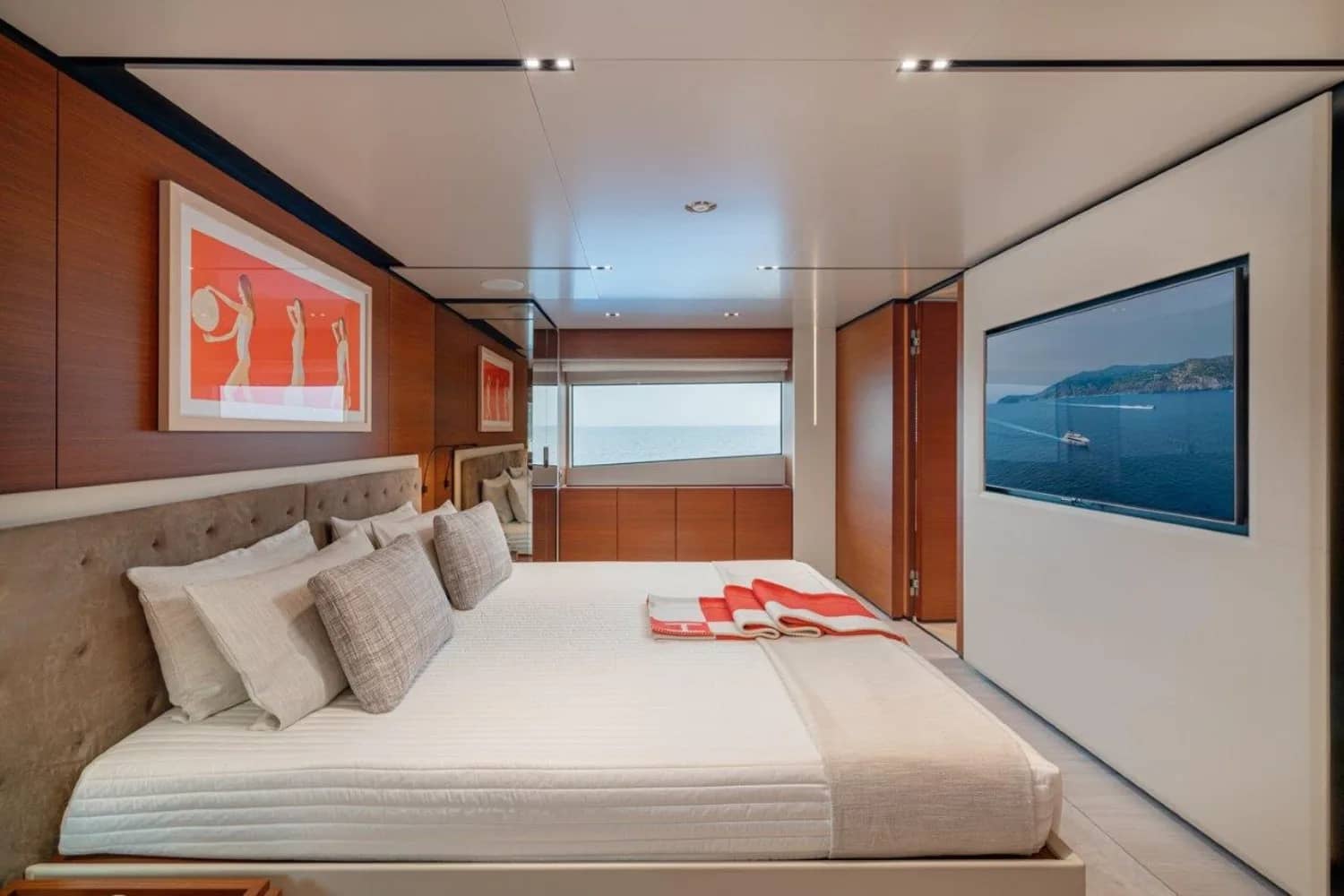 A preview of interior Bedroom cabin