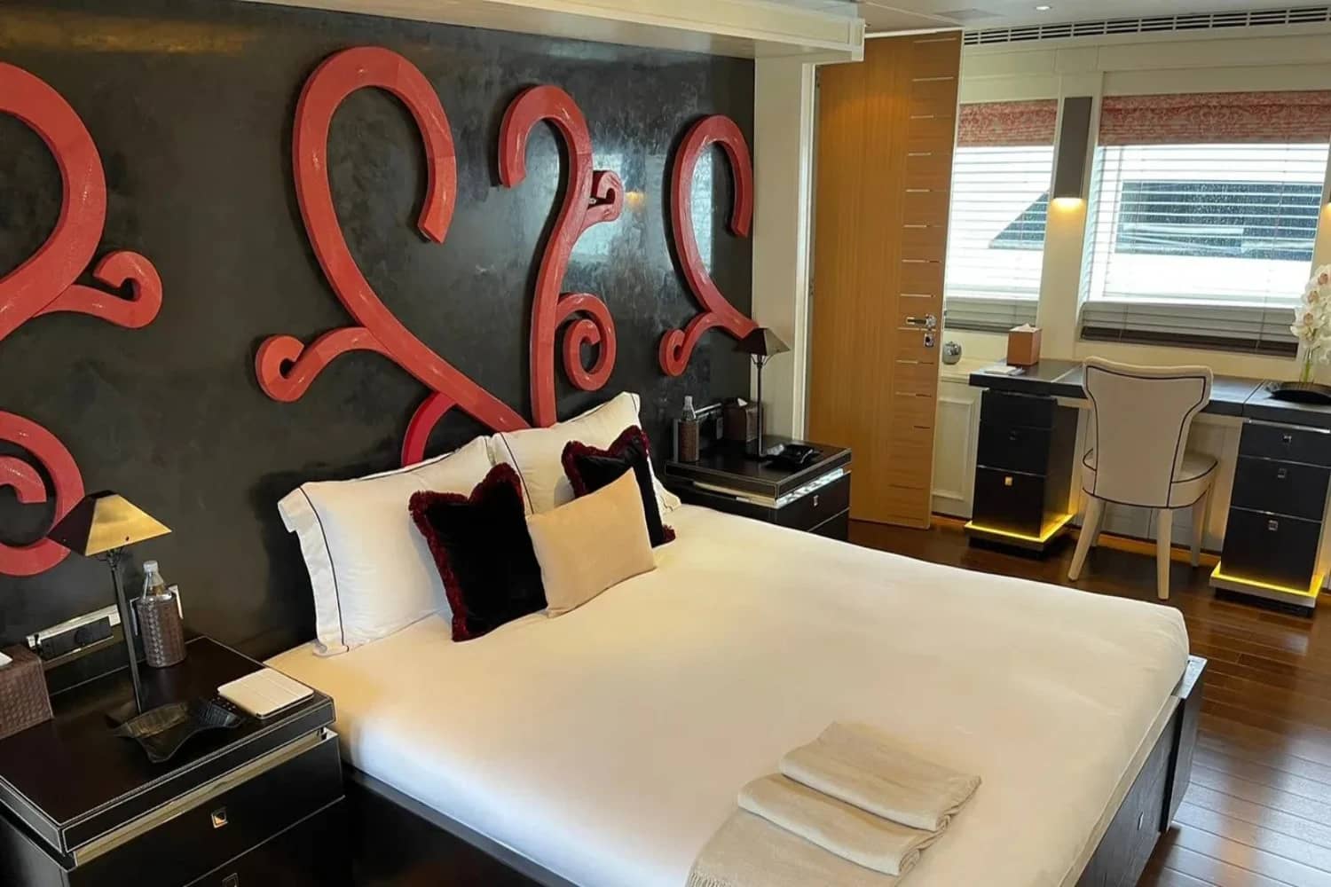 A preview of interior Bedroom cabin