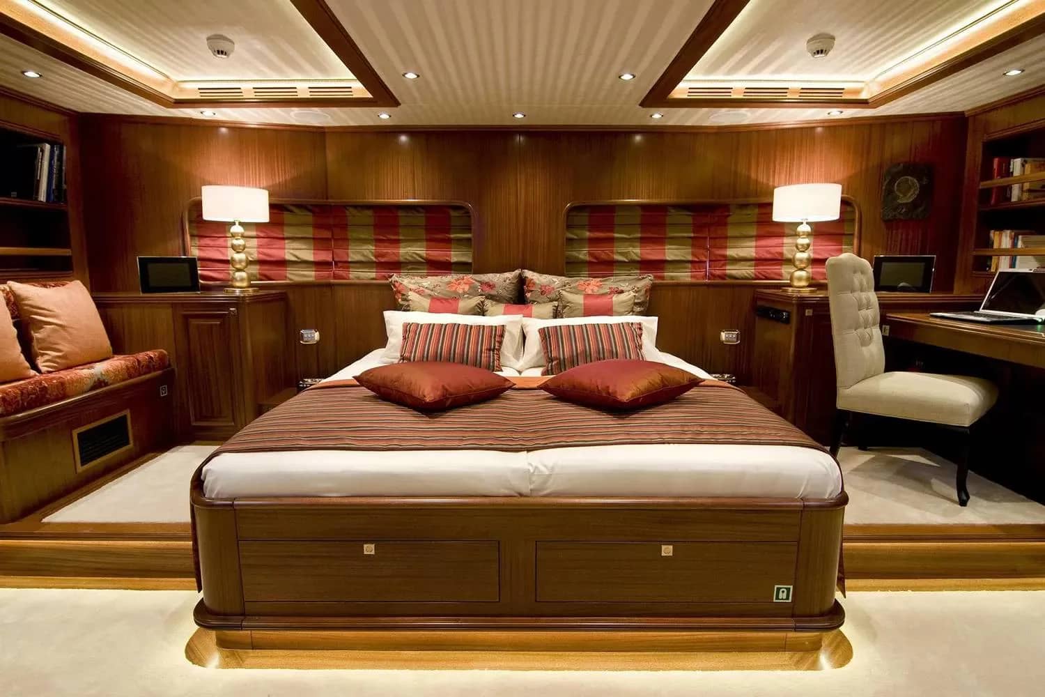 A preview of interior Bedroom cabin