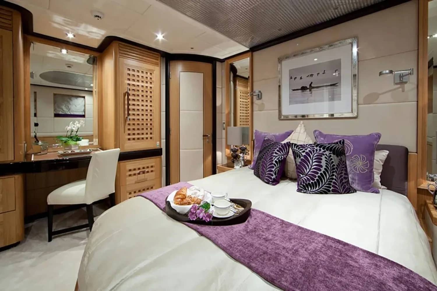 A preview of interior Bedroom cabin