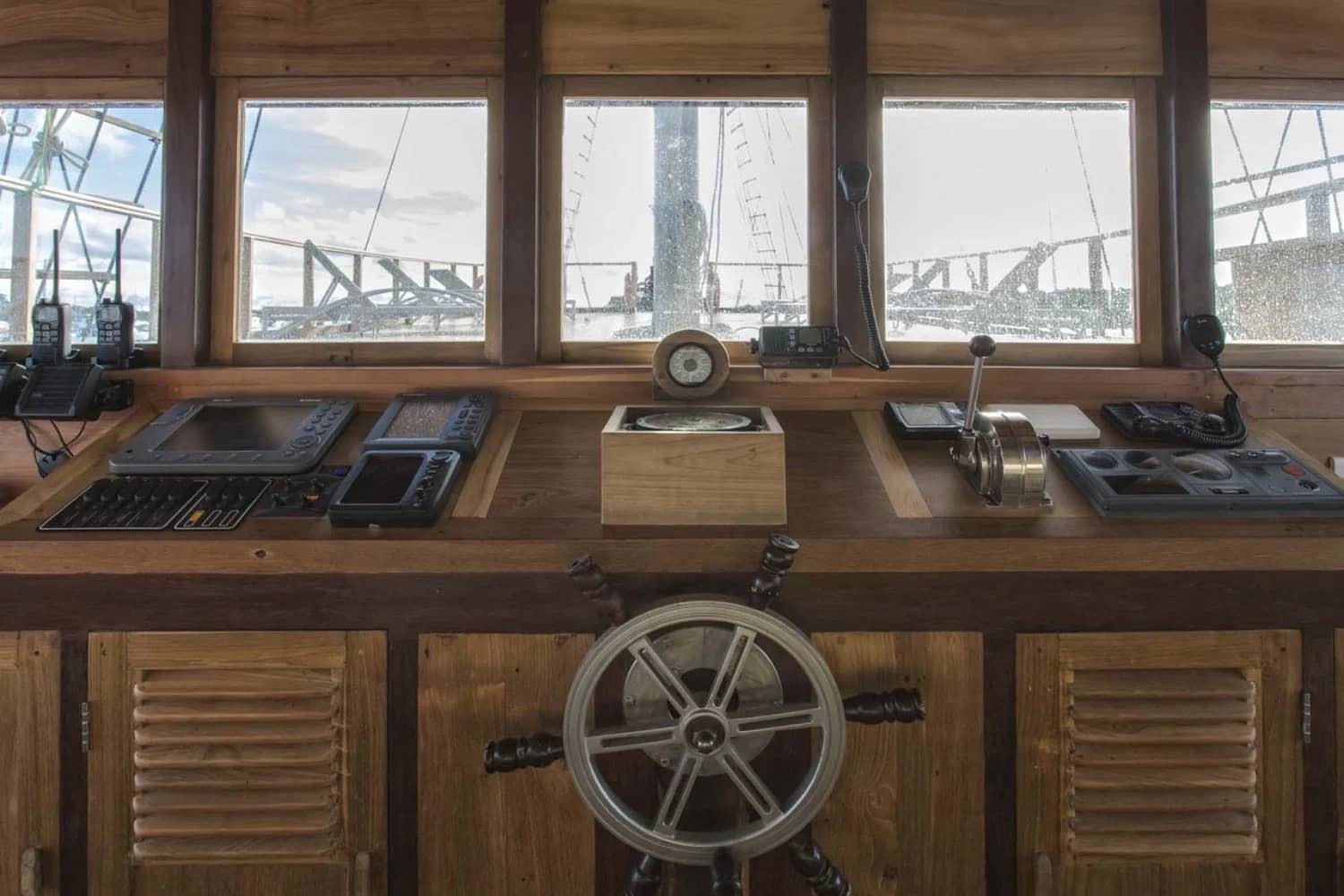 A preview of interior Bridge driving area