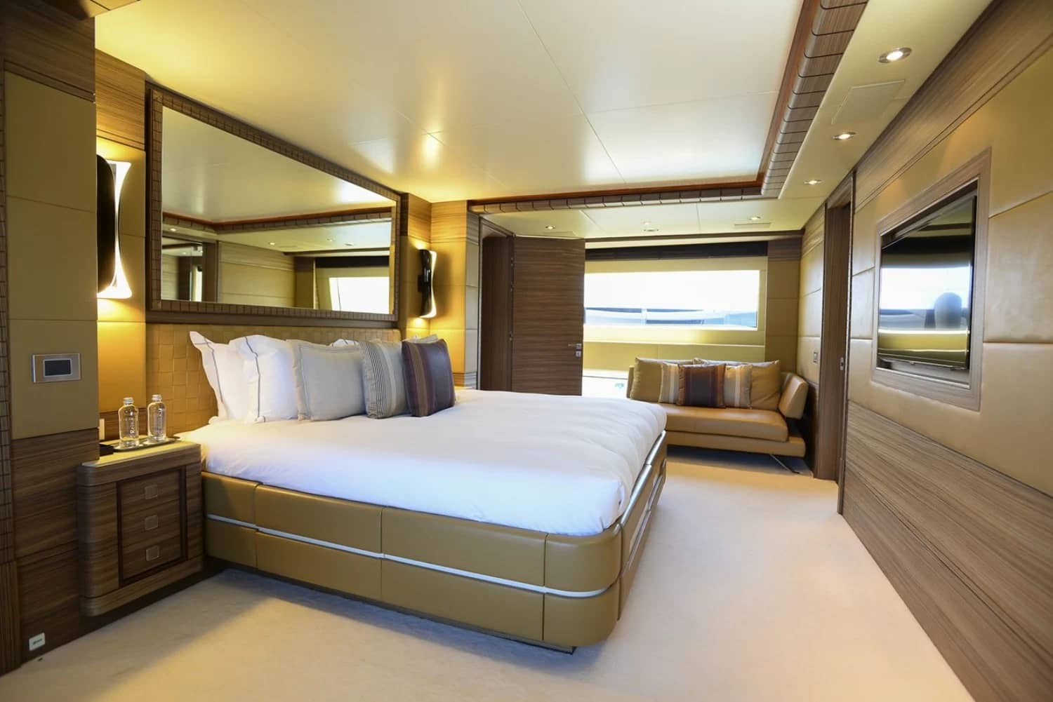 A preview of interior Bedroom cabin