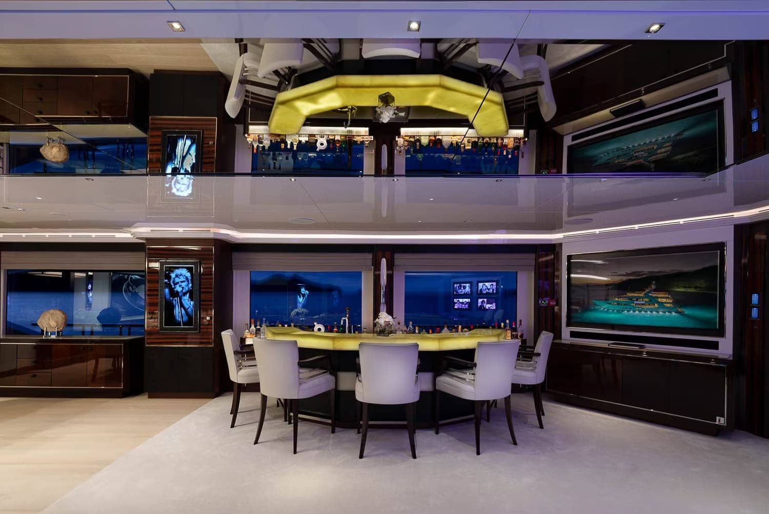 A preview of interior Bar or dance club