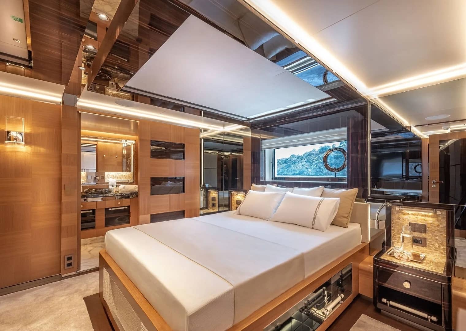 A preview of interior Bedroom cabin