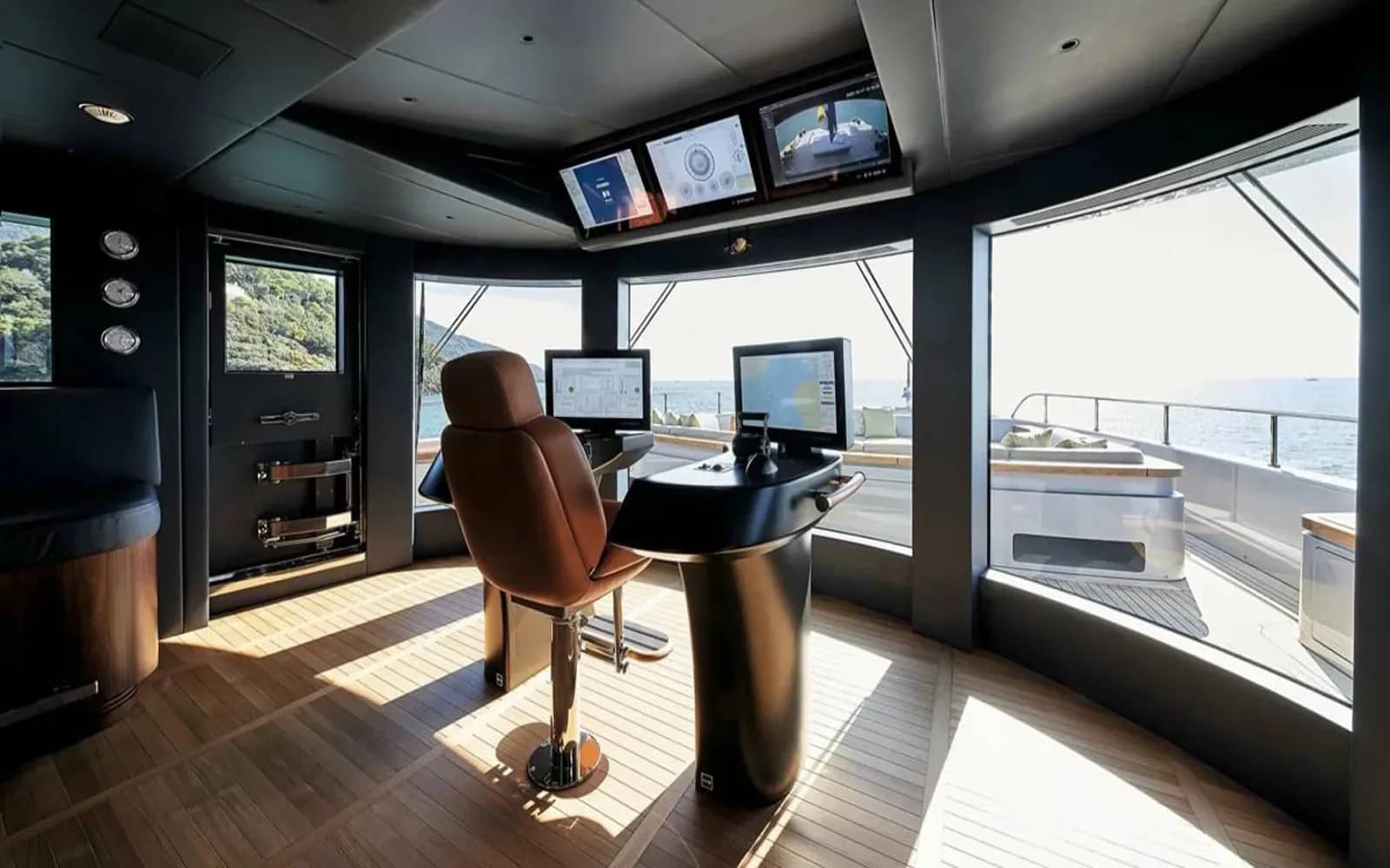 A preview of interior Bridge driving area